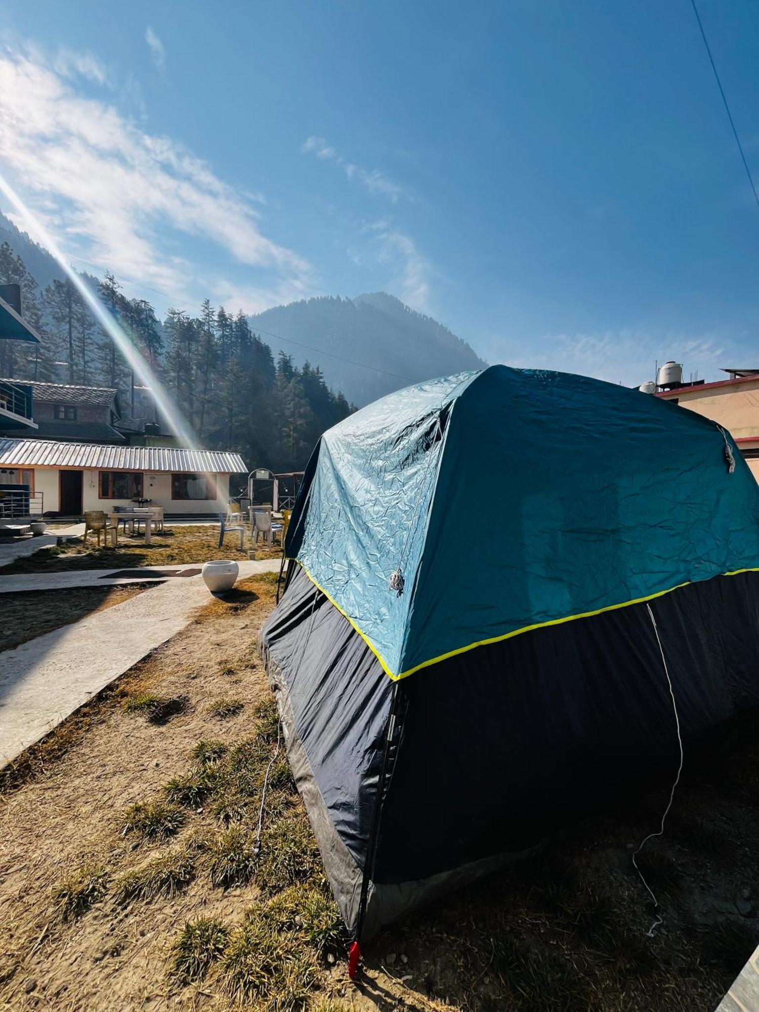 Hotel Adinova Kasol Esterno foto