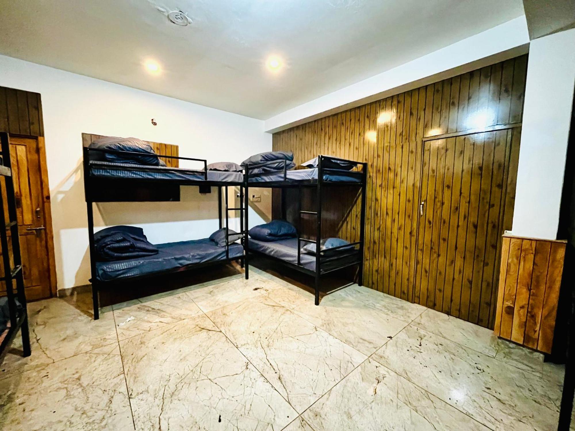 Hotel Adinova Kasol Esterno foto