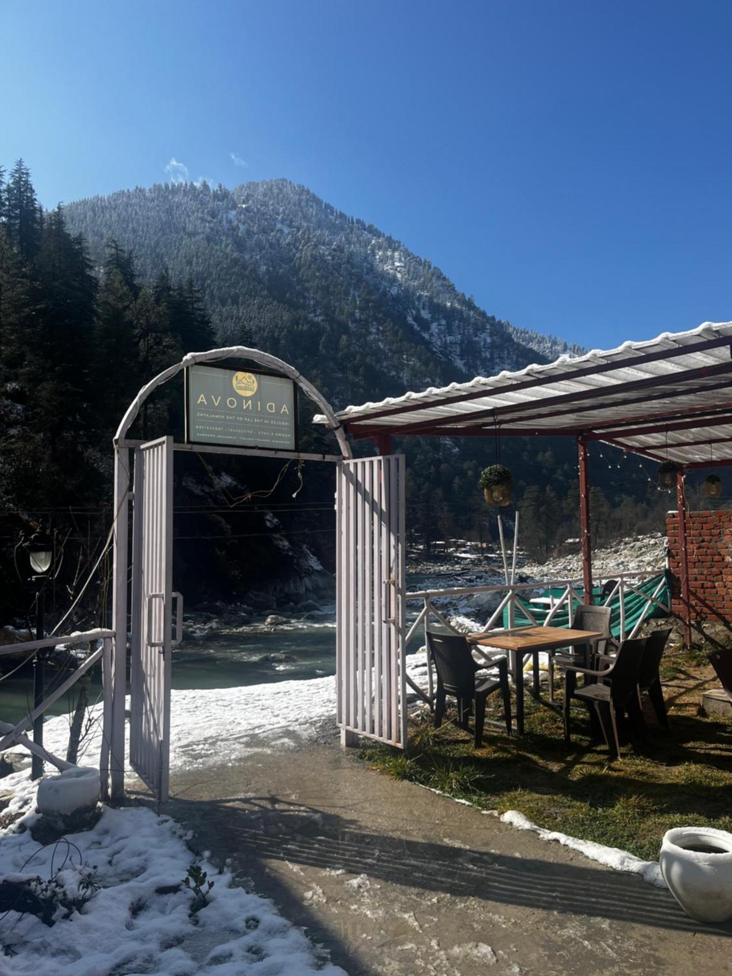 Hotel Adinova Kasol Esterno foto